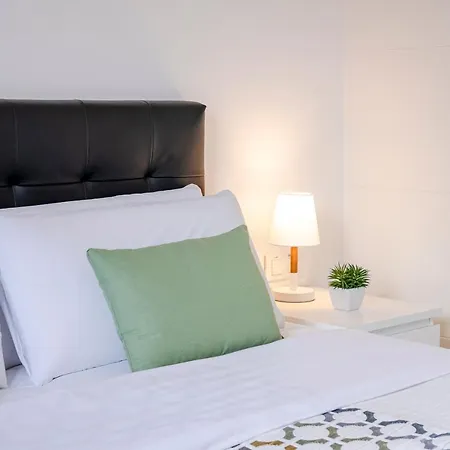 Gracia Bas Apartamento